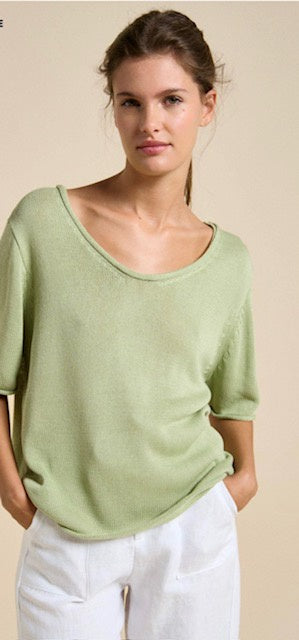 Scoop Spring Tee Green