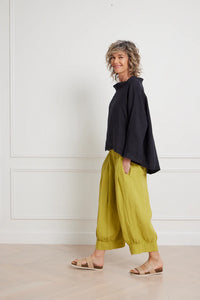 Desi Linen pants with Back Pocket Ass Colours