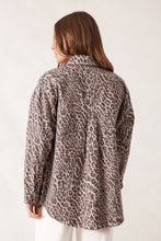 Load image into Gallery viewer, Bobbi Side Pocket Shacket
