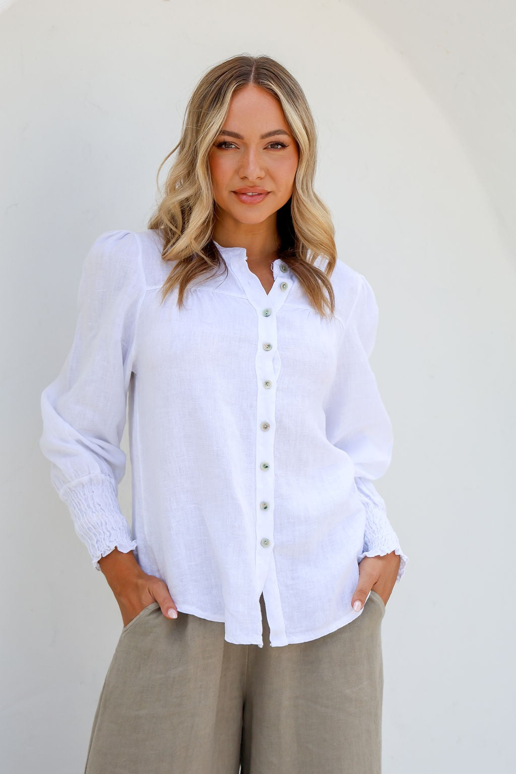 Brava Top White