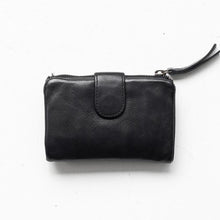 Load image into Gallery viewer, Capri Wallet Small Black
