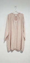 Load image into Gallery viewer, Montaigne Oversized Linen Smock Top
